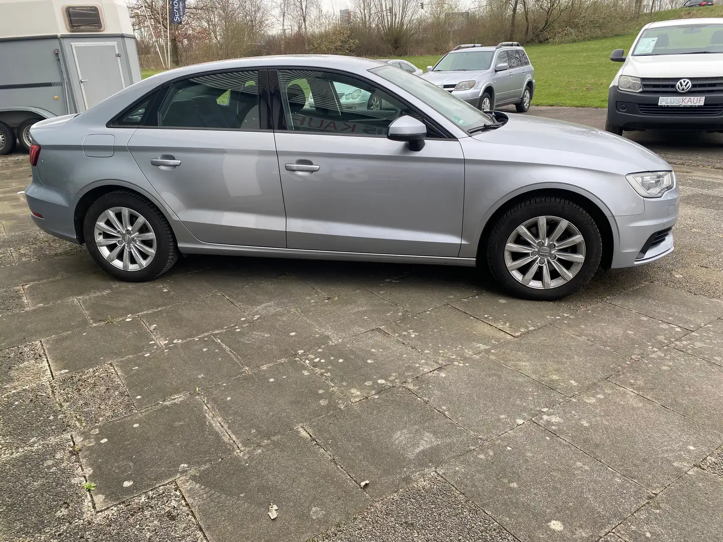 Audi A3 attraction ultra Silber - 2