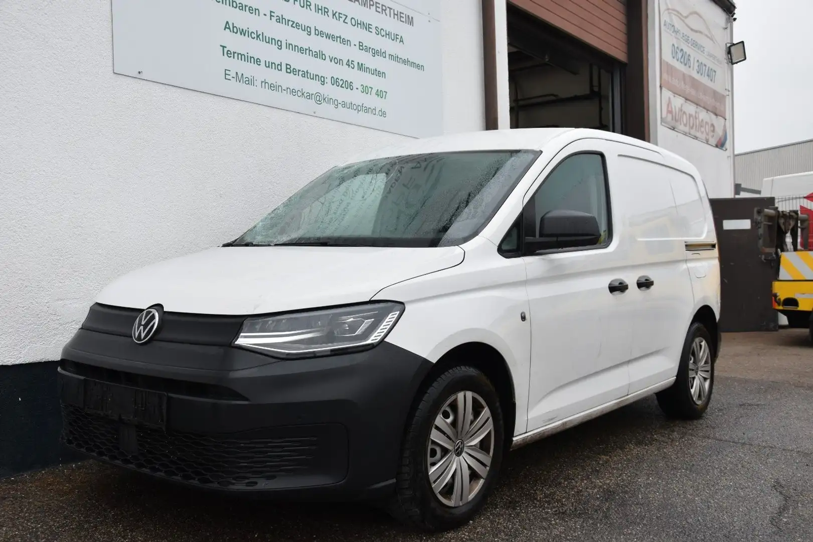 Volkswagen Caddy Cargo 2.0 TDI Basis LED PDC SHZ Weiß - 1