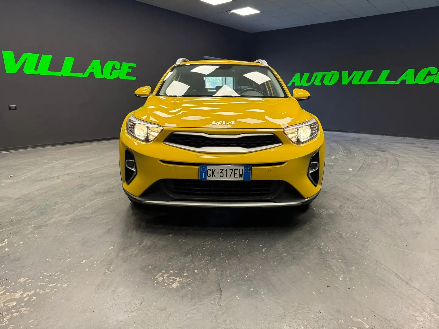 Kia Stonic Stonic 1.2 dpi Urban 84cv Giallo - 2