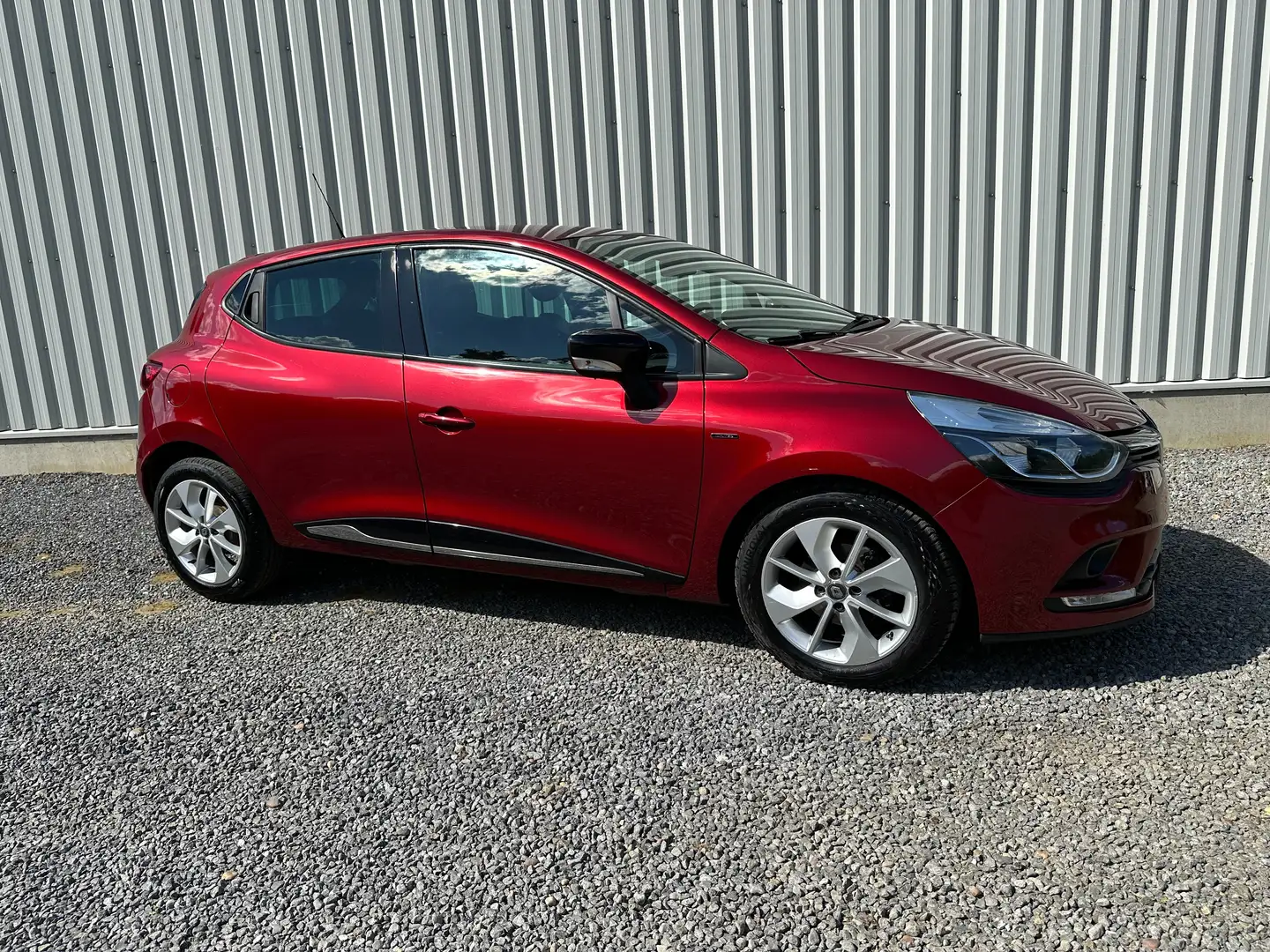 Renault Clio 0.9 TCe Limited benzine met garantie+Carpass Rood - 1
