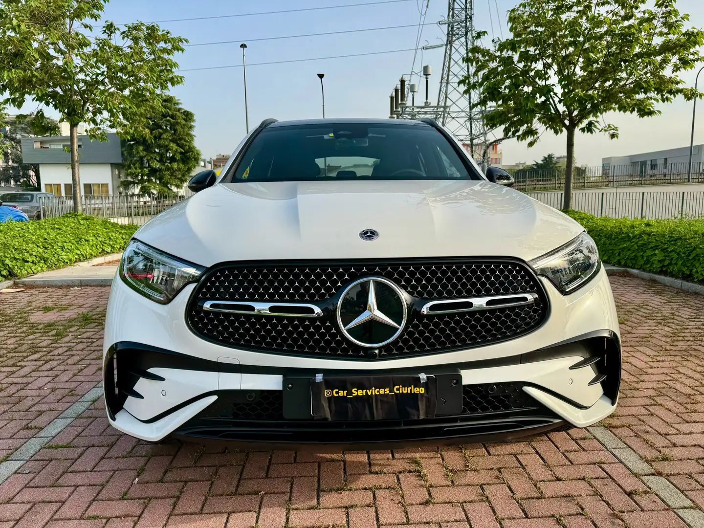Mercedes-Benz GLC 220 d mhev AMG Premium Plus 4matic auto Bianco - 2