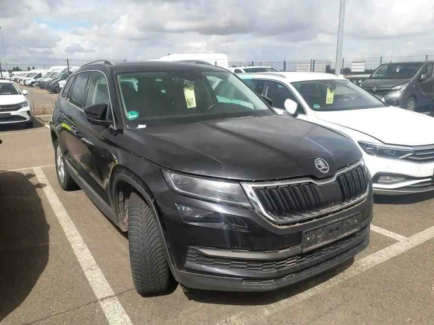 Skoda Kodiaq Style 4x4 2.0 TDI "LED/Pano/AHK/ACC/360°" Schwarz - 2