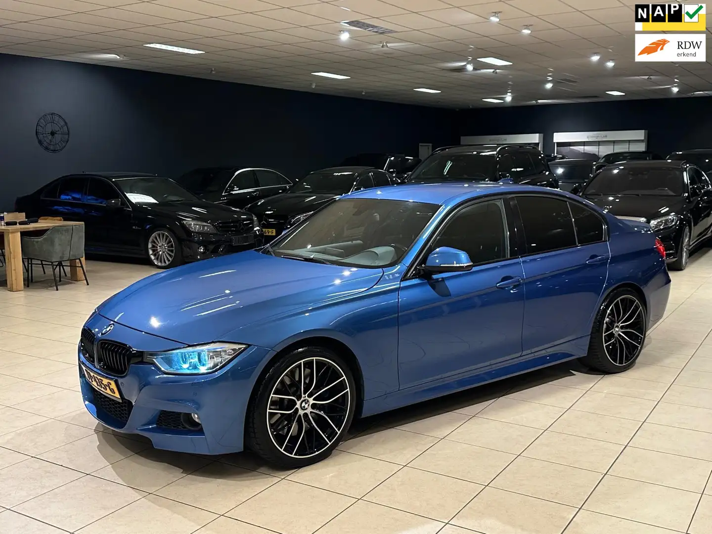 BMW 328 3-serie 328i High Exe|M-SPORT|Xenon|Alcantara|AUT- Blauw - 1