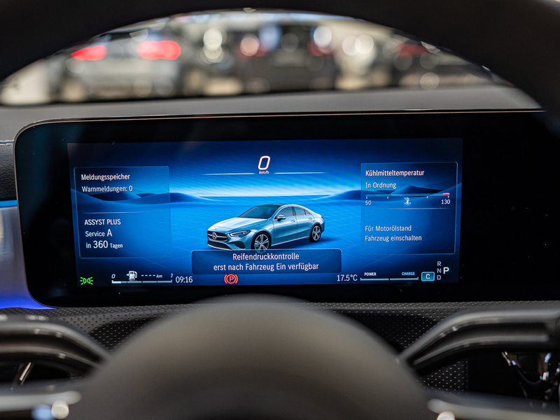 Mercedes-Benz CLA 180 Coupé AMG Special Edition Distr. LED — photo 14
