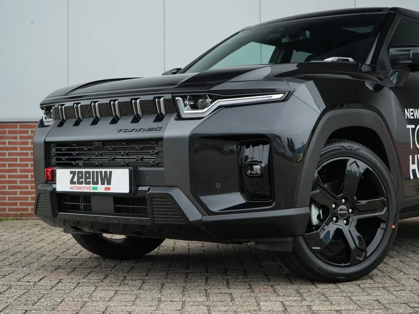 KGM Torres Hybrid 204 Pk Blackline | Pano | 360Cam | Leder | Noir - 2