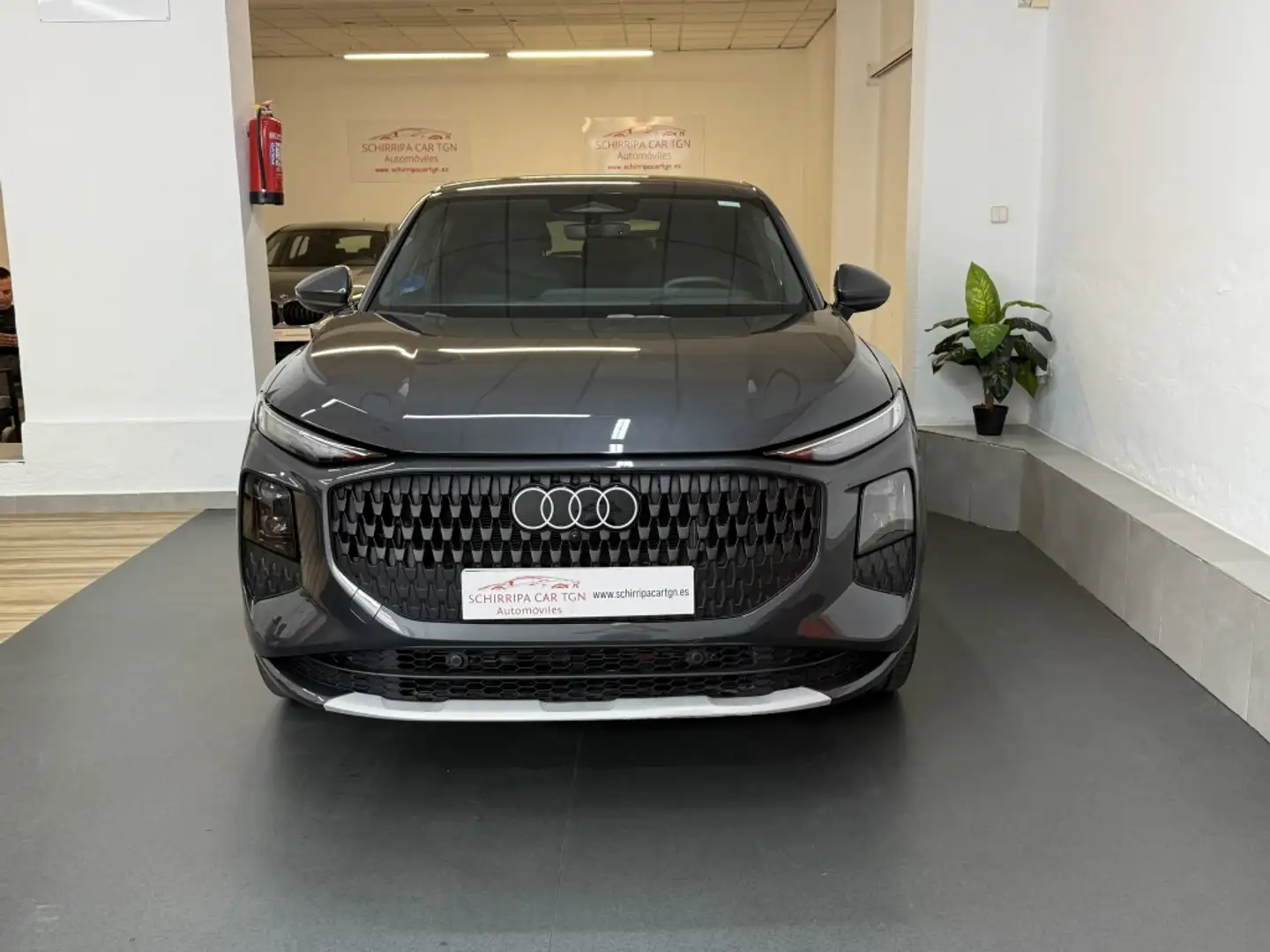 Audi Q3 Sportback e-hybrid S line S tronic 200kW Gris - 2