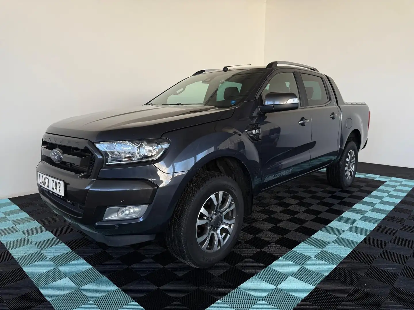 Ford Ranger Ranger 3.2 TDCi aut. DC Wildtrak 5 posti Gris - 1
