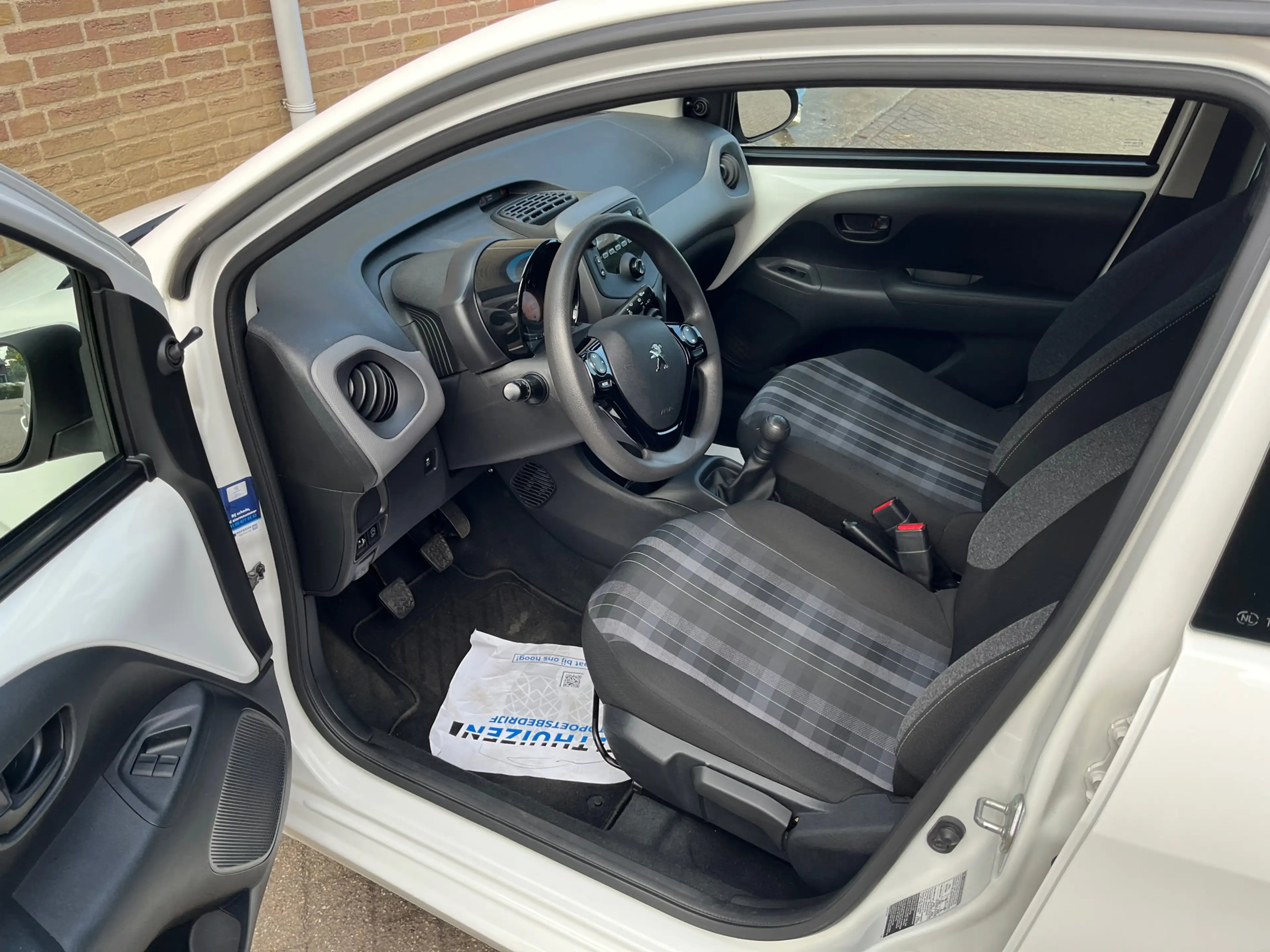 Peugeot 108 1.0 e-VTi Active TOP! — photo 11