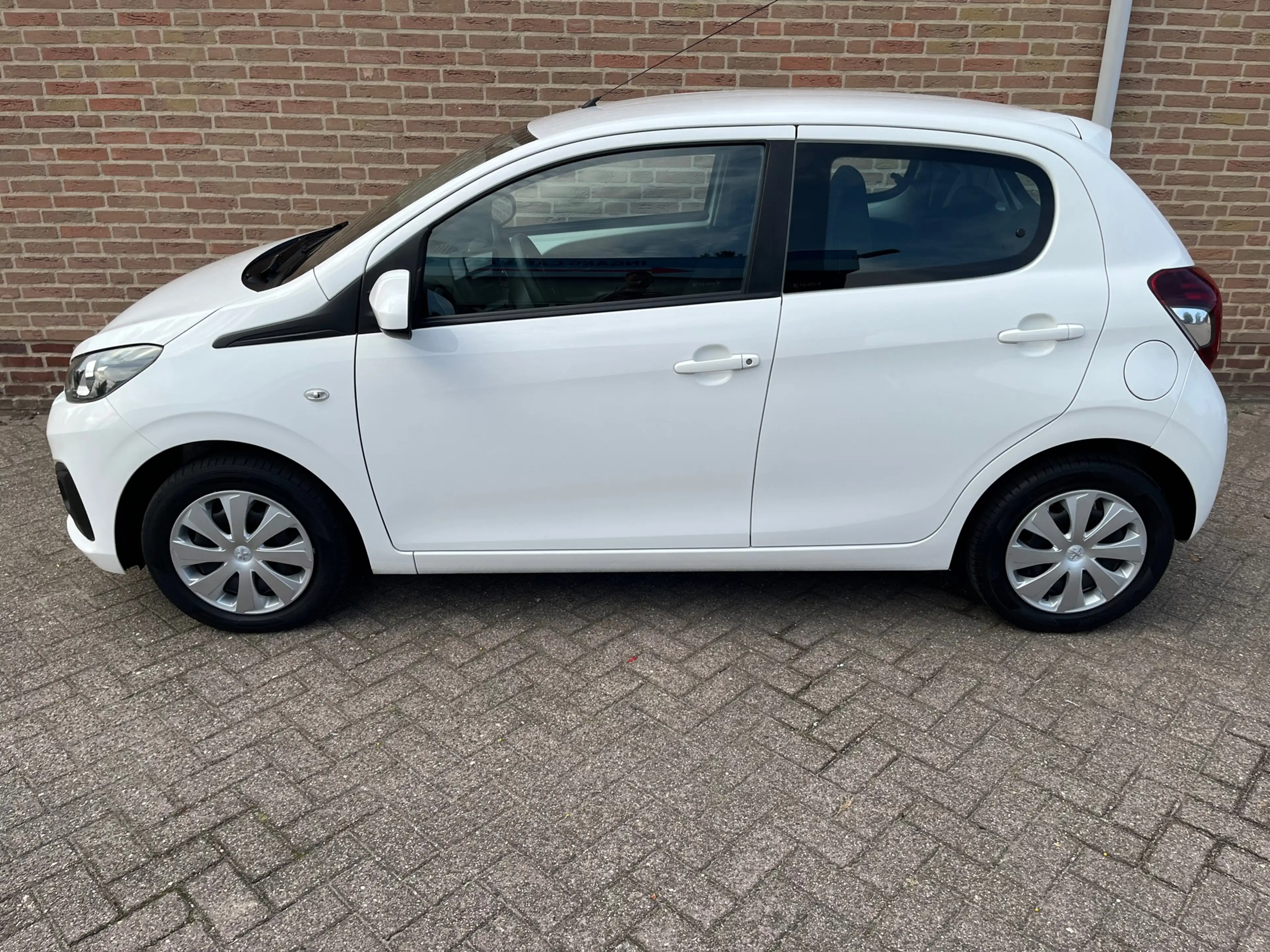 Peugeot 108 1.0 e-VTi Active TOP! — photo 3