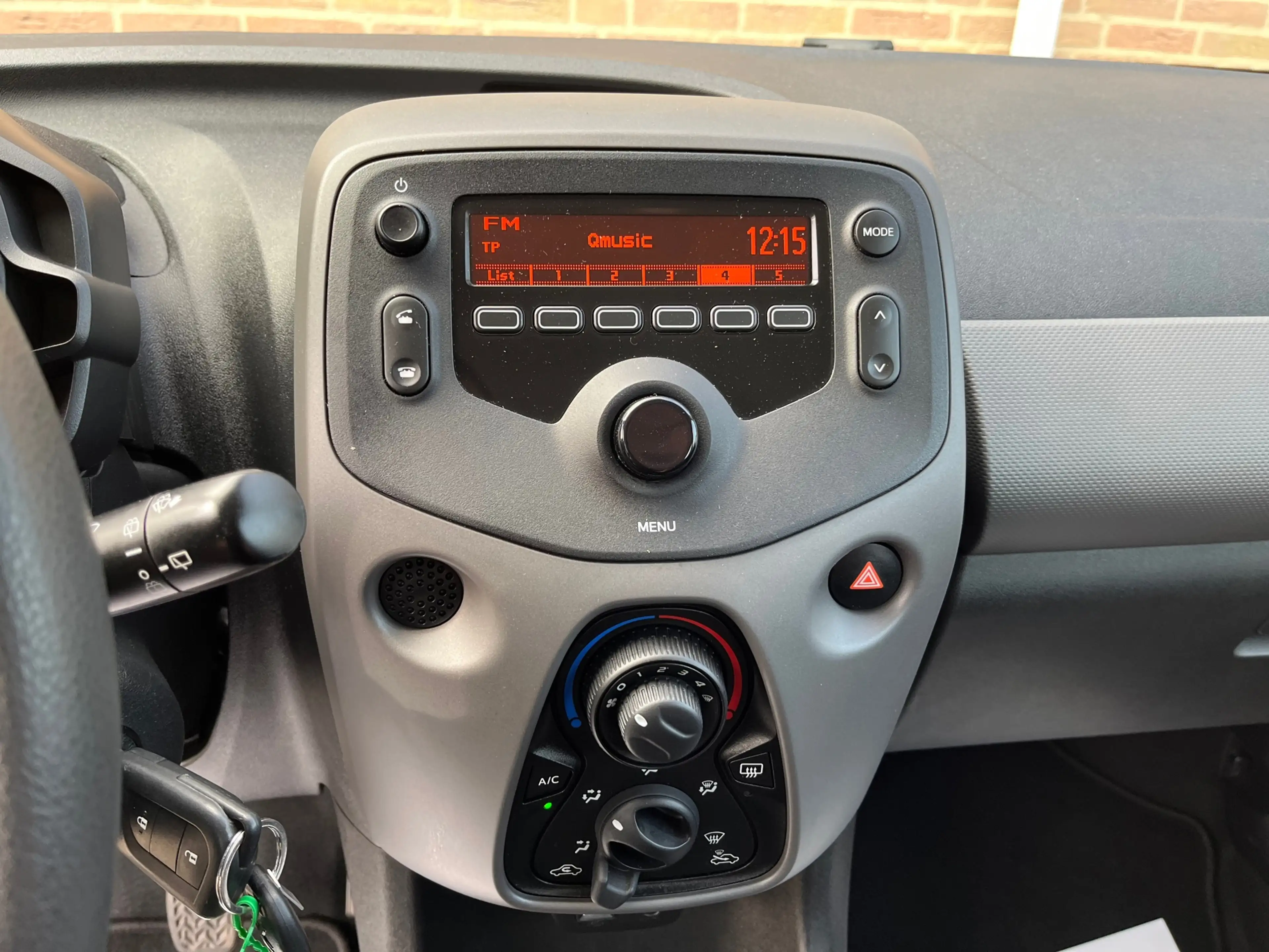 Peugeot 108 1.0 e-VTi Active TOP! — photo 22