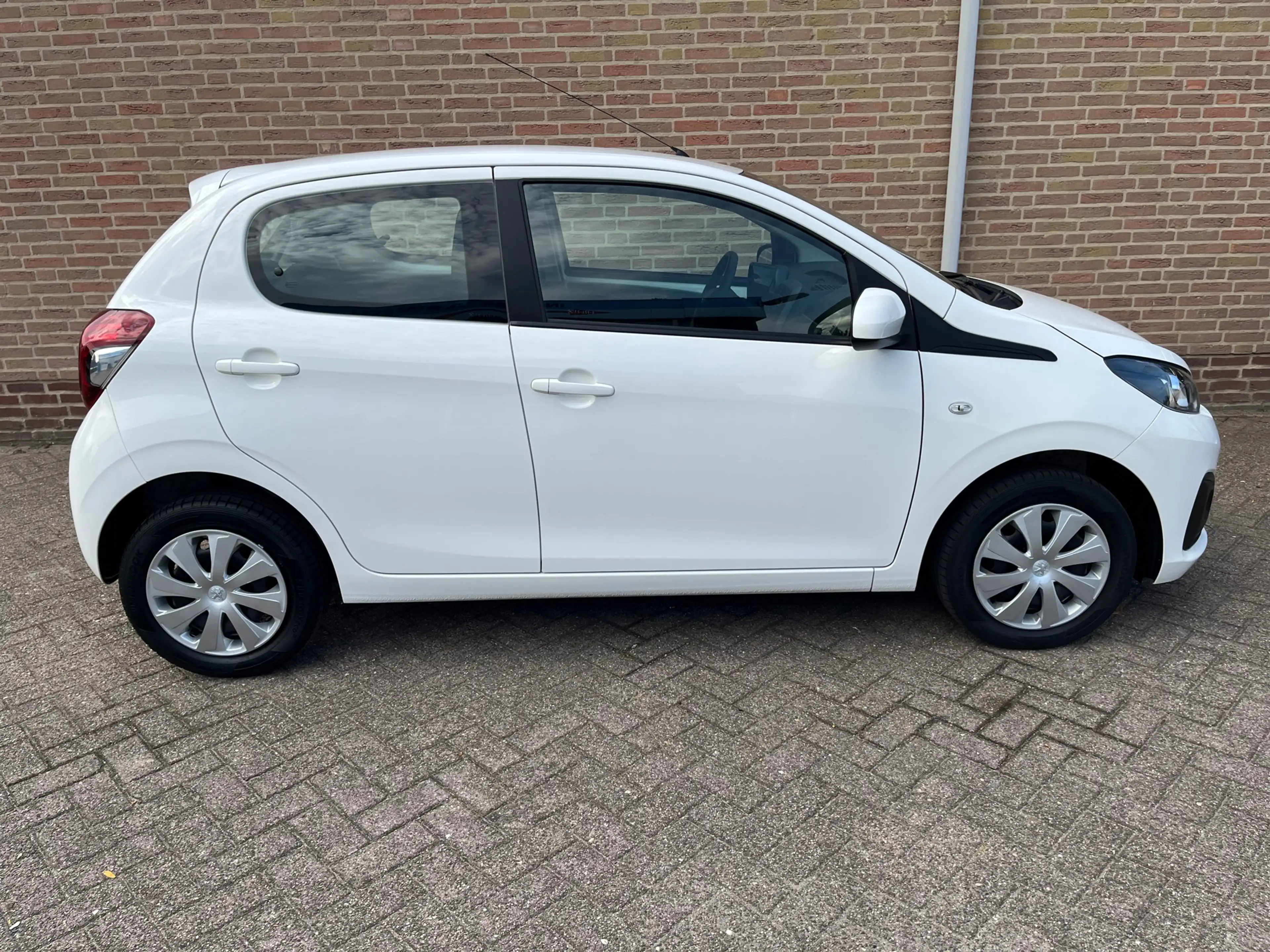 Peugeot 108 1.0 e-VTi Active TOP! — photo 6