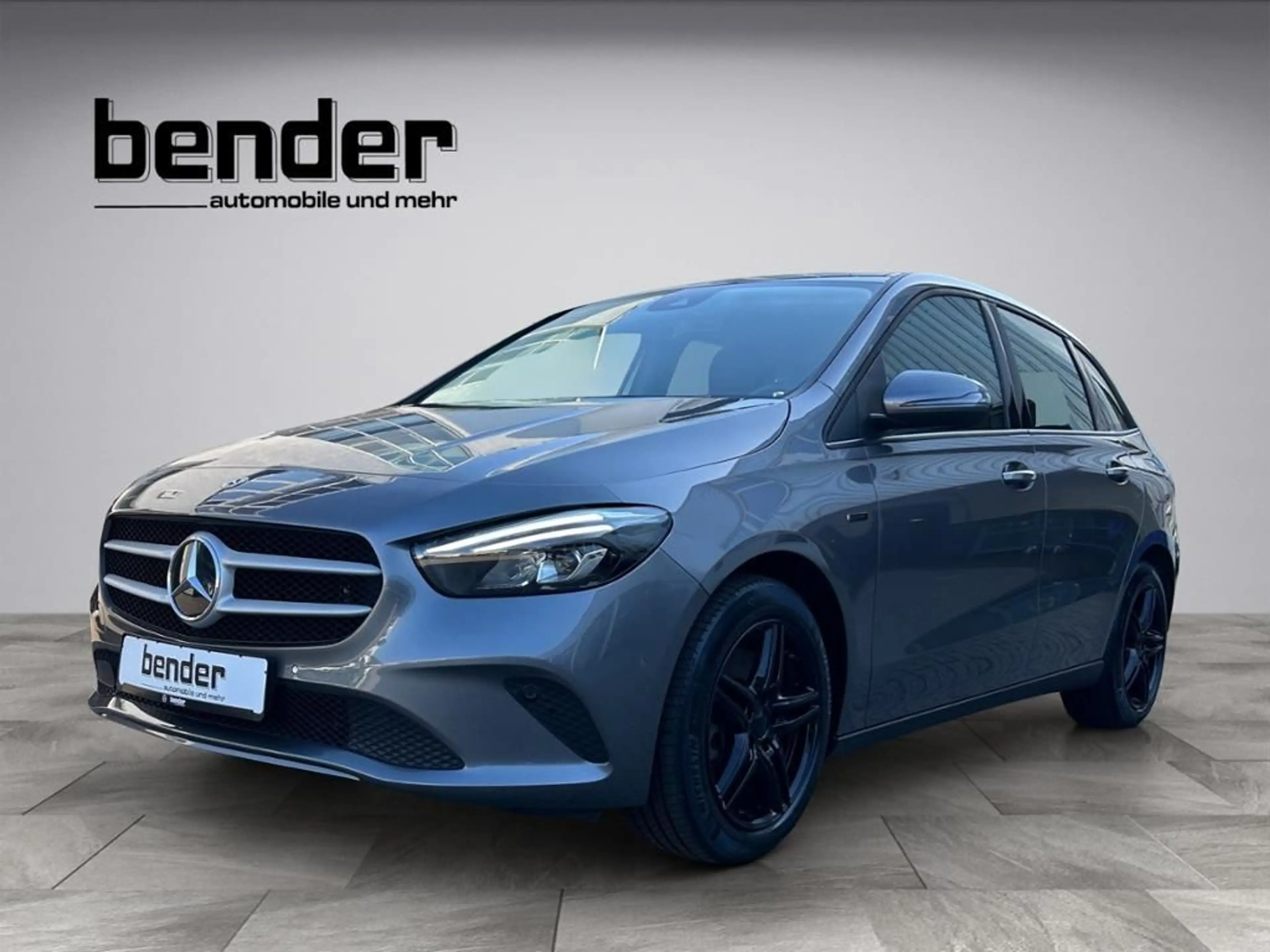 Mercedes-Benz B 250 e*AHK*TOTWINKEL*PDC*MBUX*LED*