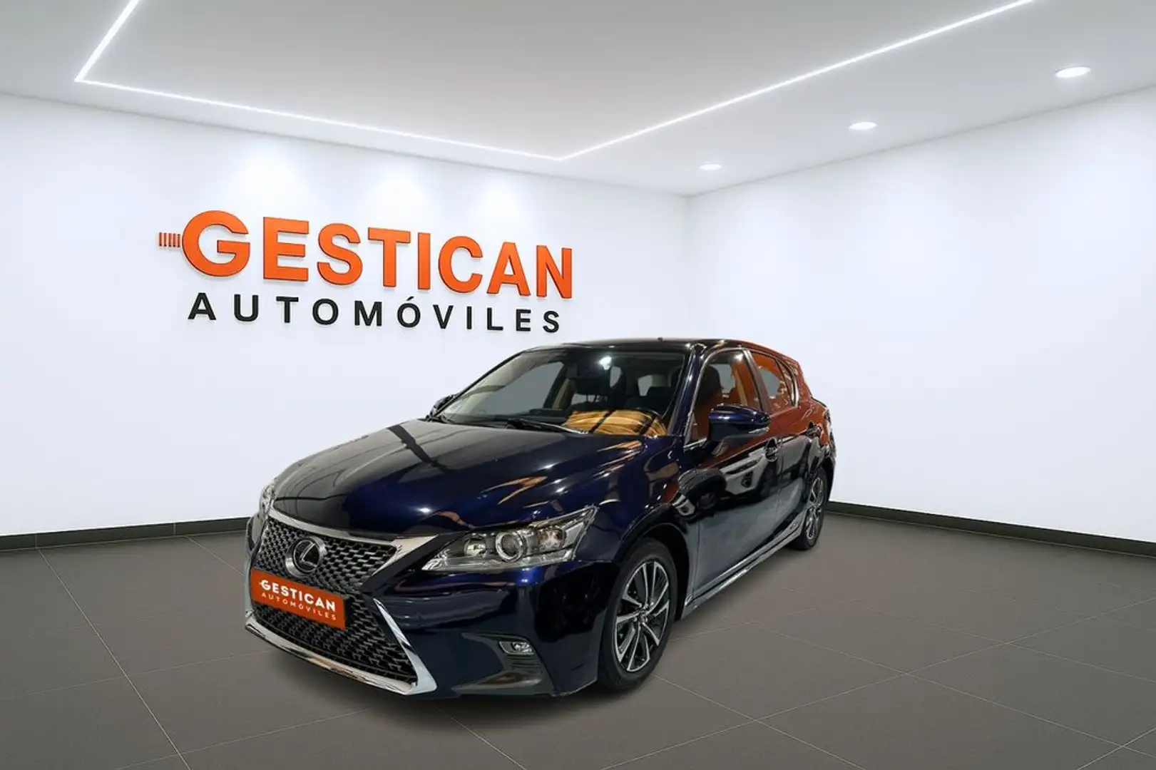 Lexus CT 200h 1.8 Executive Negro - 1