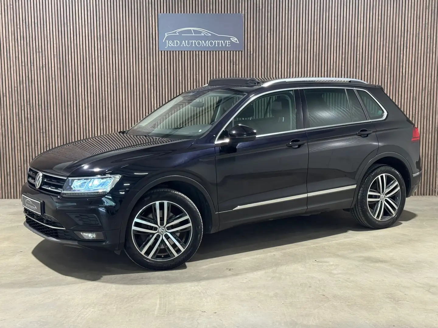 Volkswagen Tiguan 2.0 TSI DSG Pano Noir - 1