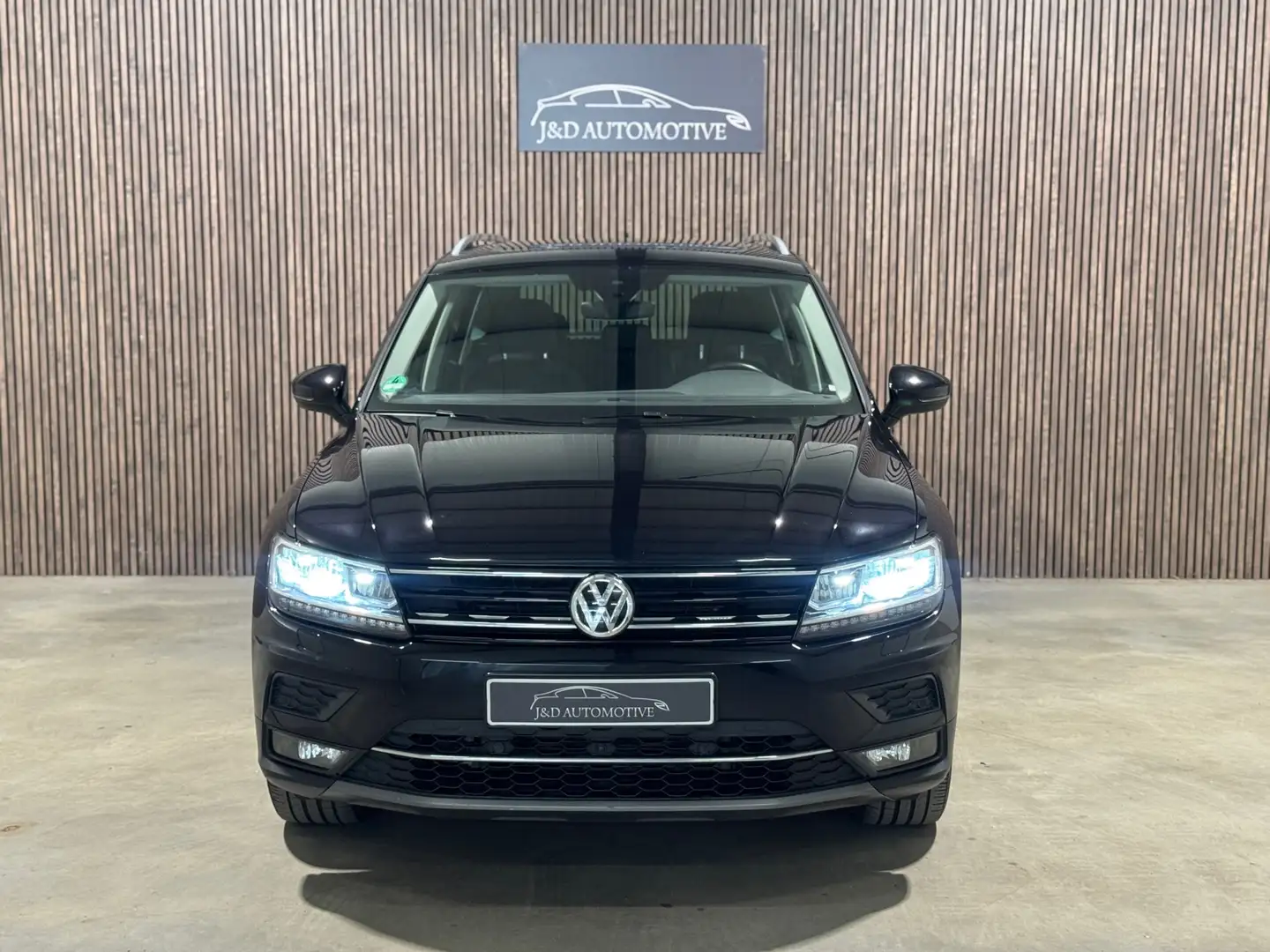 Volkswagen Tiguan 2.0 TSI DSG Pano Noir - 2
