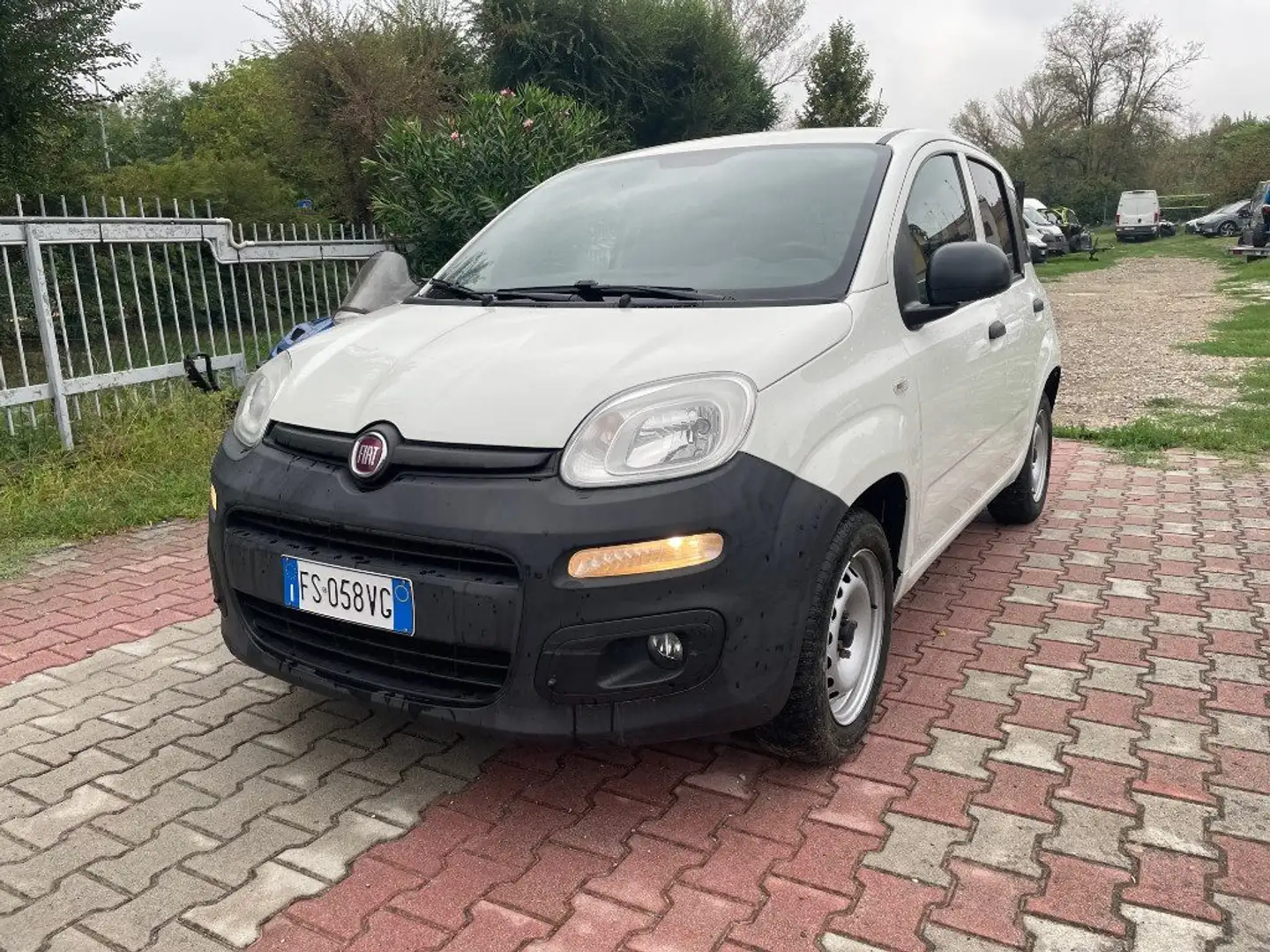 Fiat Panda 1.2 Pop Van 2 posti Bianco - 1
