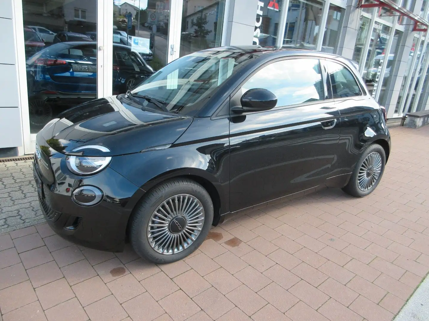 Fiat 500e Icon 42 kWh/Komfort-Paket/Klimaautomatik Schwarz - 2