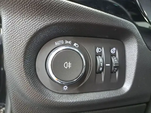 Opel Corsa view 9