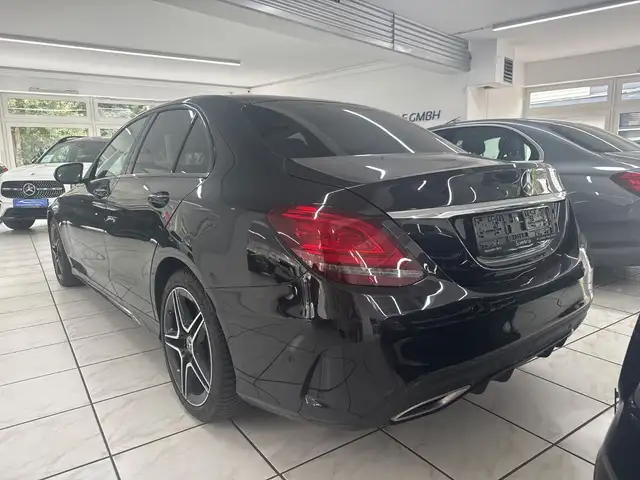 Mercedes-Benz C Class view 2