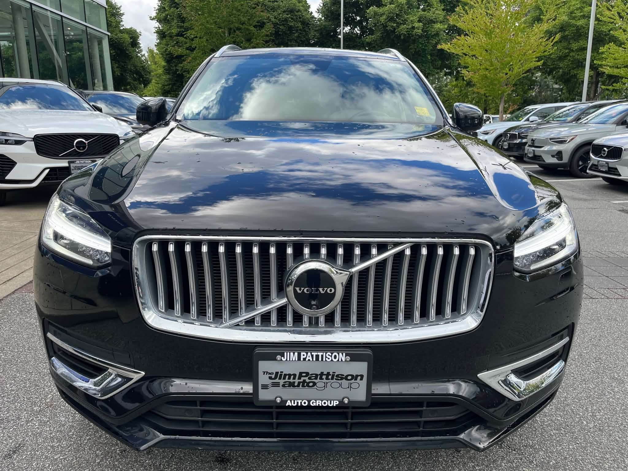 2024 Volvo XC90 T8 eAWD PHEV Plus Bright Theme 7-Seater thumb 8
