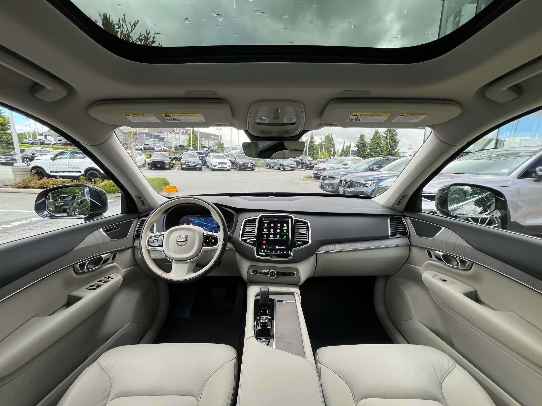2024 Volvo XC90 T8 eAWD PHEV Plus Bright Theme 7-Seater thumb 23