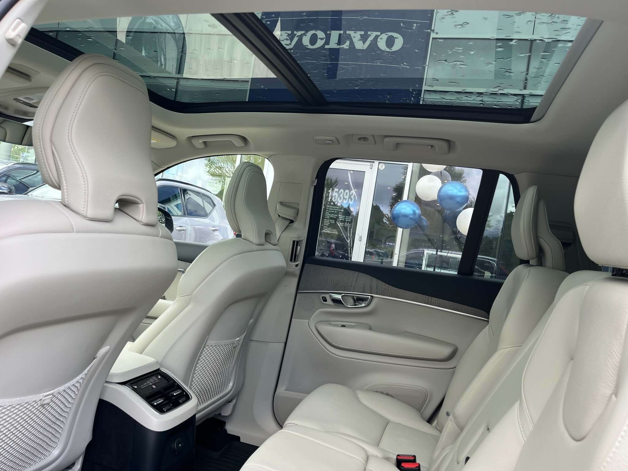 2024 Volvo XC90 T8 eAWD PHEV Plus Bright Theme 7-Seater thumb 13