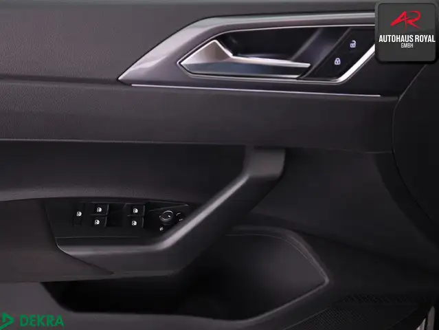Volkswagen Polo view 13