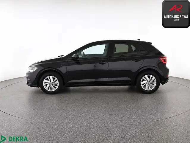 Volkswagen Polo view 2