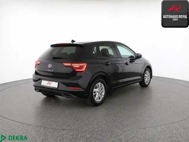 Volkswagen Polo view 5
