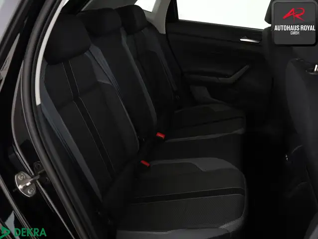 Volkswagen Polo view 11