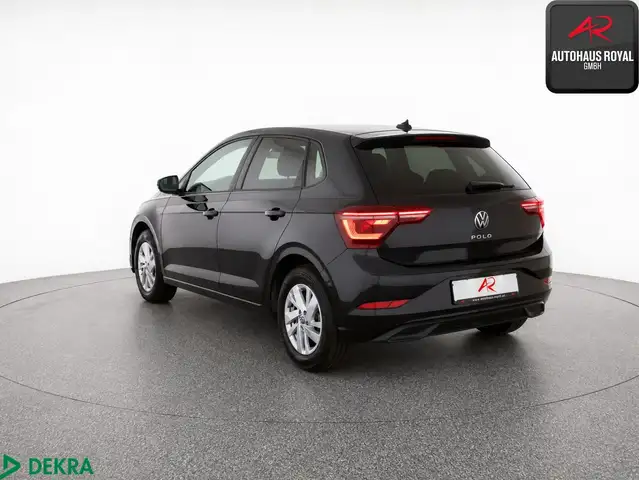 Volkswagen Polo view 3