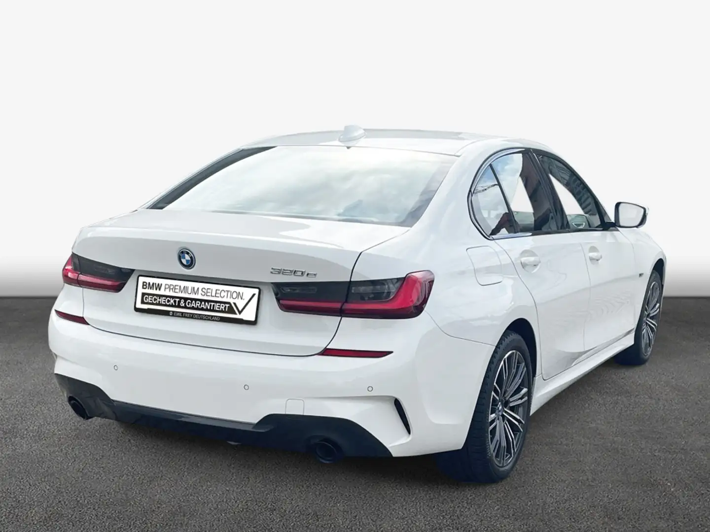 BMW 320 e Aut. M Sport *AHK* Weiß - 2