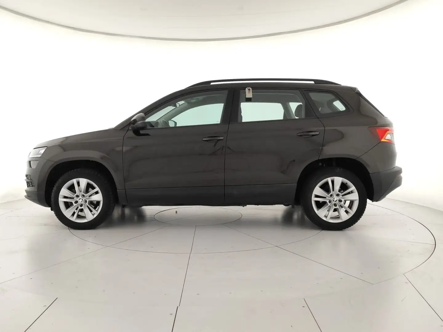 Skoda Karoq 1.6 tdi scr ambition dsg - 2