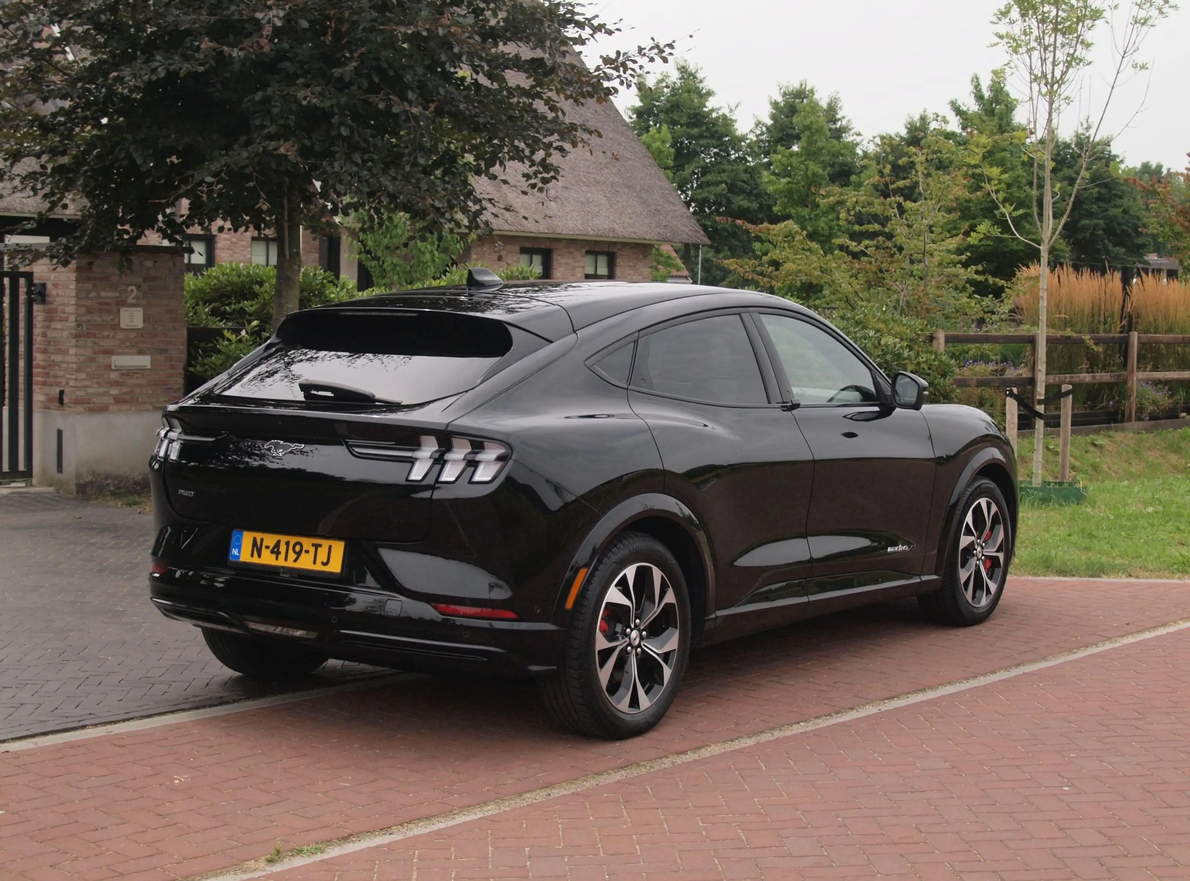 Ford Mustang Mach-E Extended AWD 98 kWh | SOH 93% | 360 Camera | Bang — photo 10