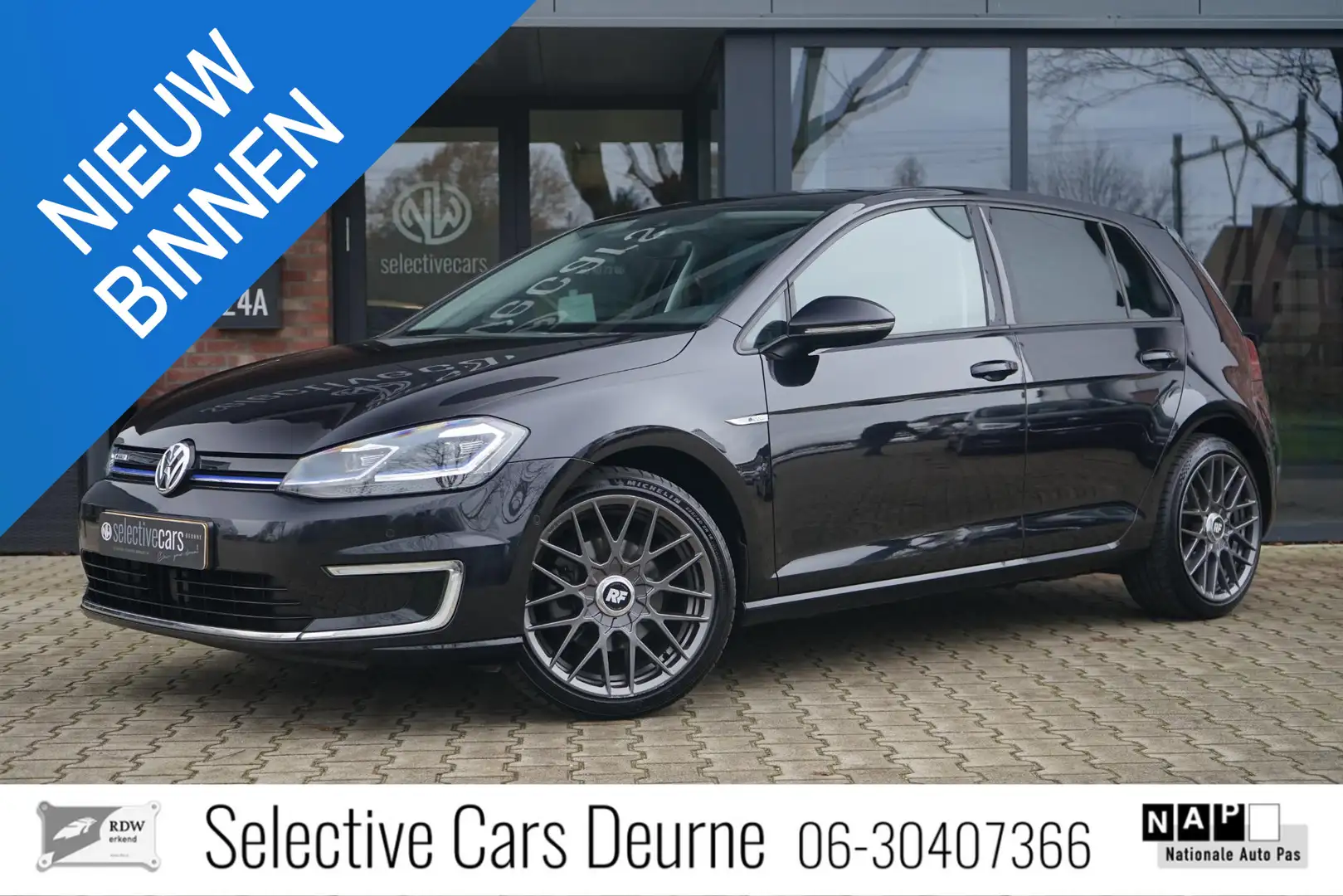 Volkswagen e-Golf , 7.5 Facelift, Leder, Camera, 18'' Rotiform, DAB+ Zwart - 1