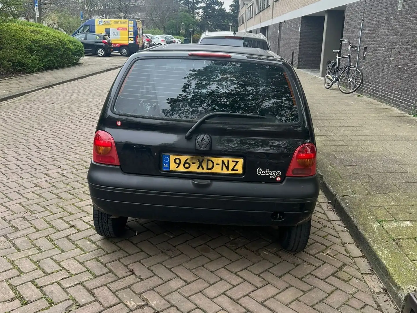 Renault Twingo 1.2 Emotion Чорний - 2