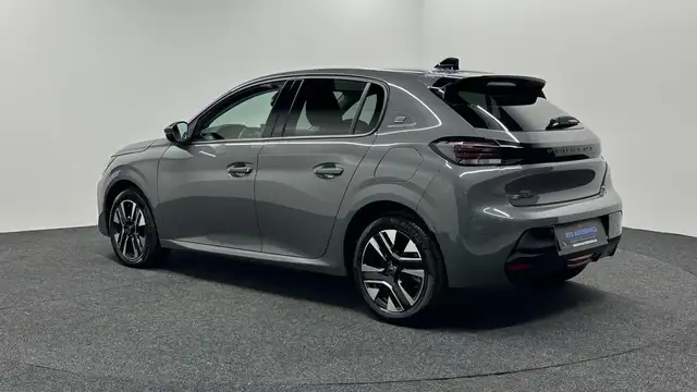 Peugeot E-208 view 4