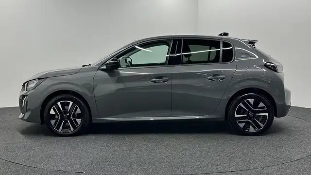 Peugeot E-208 view 8