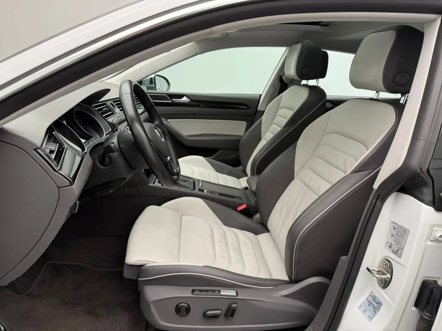 Volkswagen Arteon Arteon 2.0 TDi SCR Elegance (EU6.2) Wit - 2