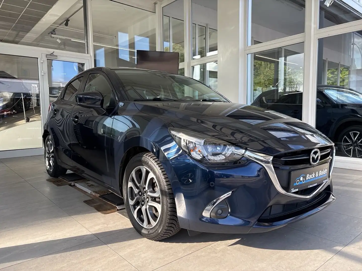 Mazda 2 Sports-Line 1.5i*VOLL LED,KEYLESS,NAVI,EPH* - 2