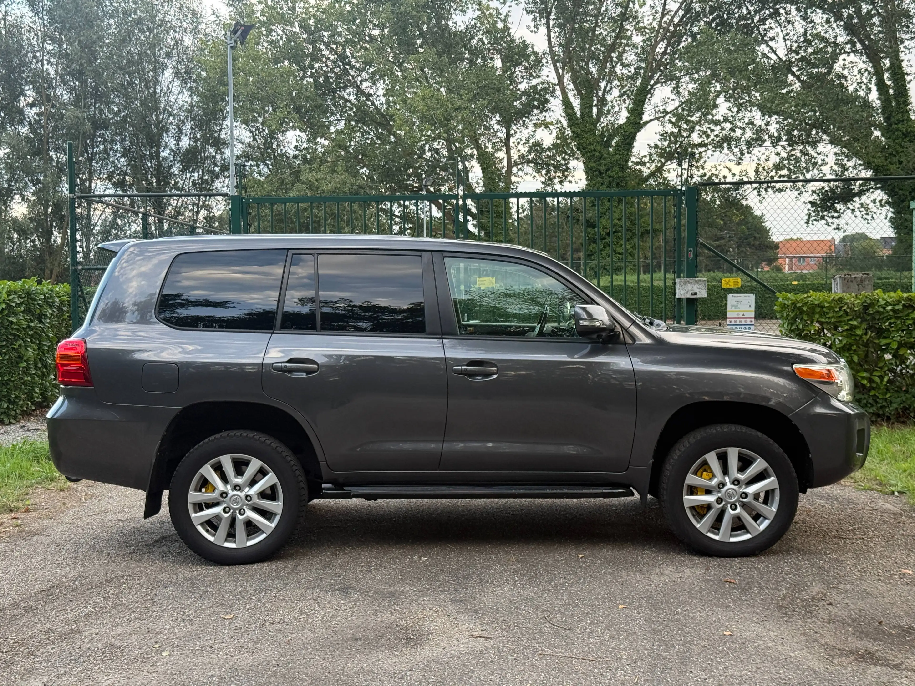 Toyota Land Cruiser Land Cruiser 4.5 D-4D V8 Premium — photo 3
