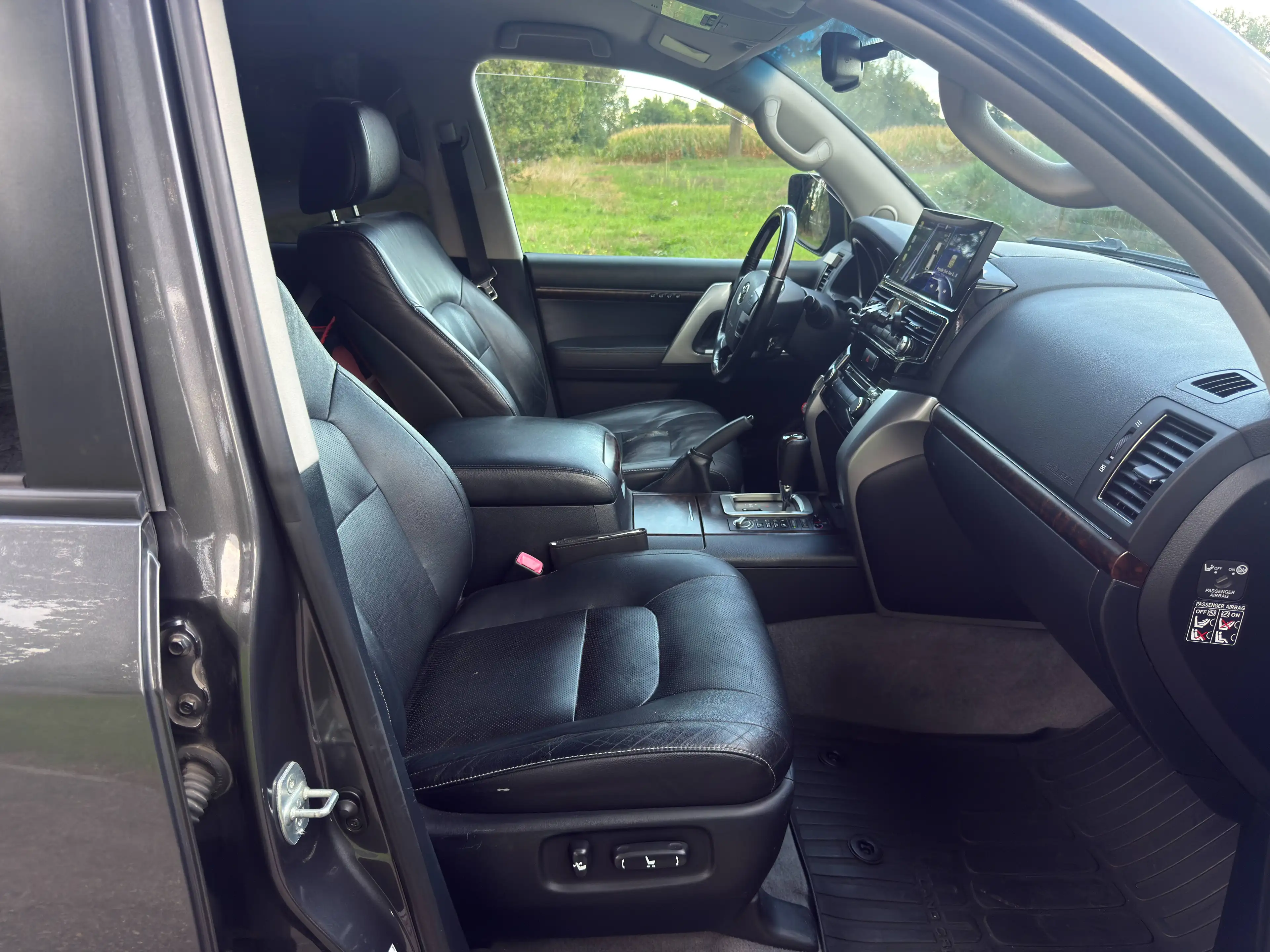 Toyota Land Cruiser Land Cruiser 4.5 D-4D V8 Premium — photo 13