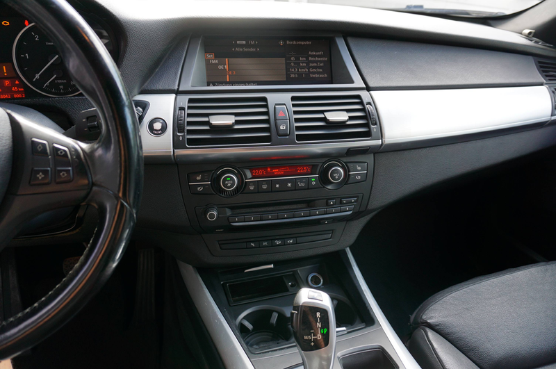 BMW X5 3.0 d M Sport — photo 11
