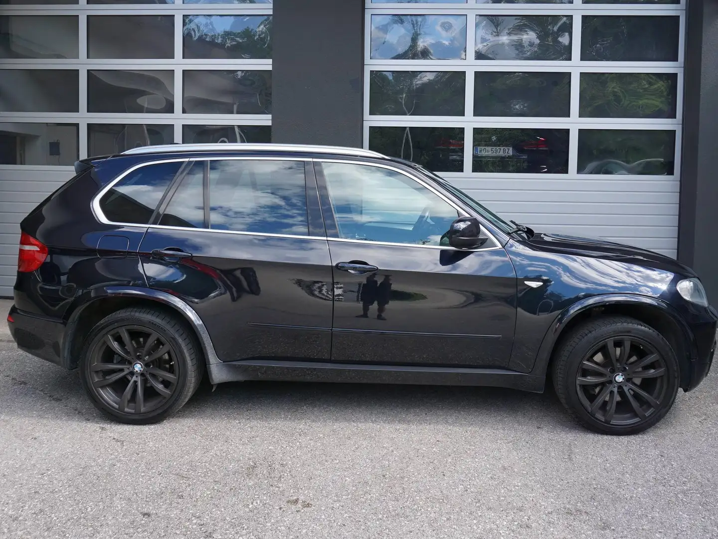 BMW X5 3.0 d M Sport Schwarz - 2