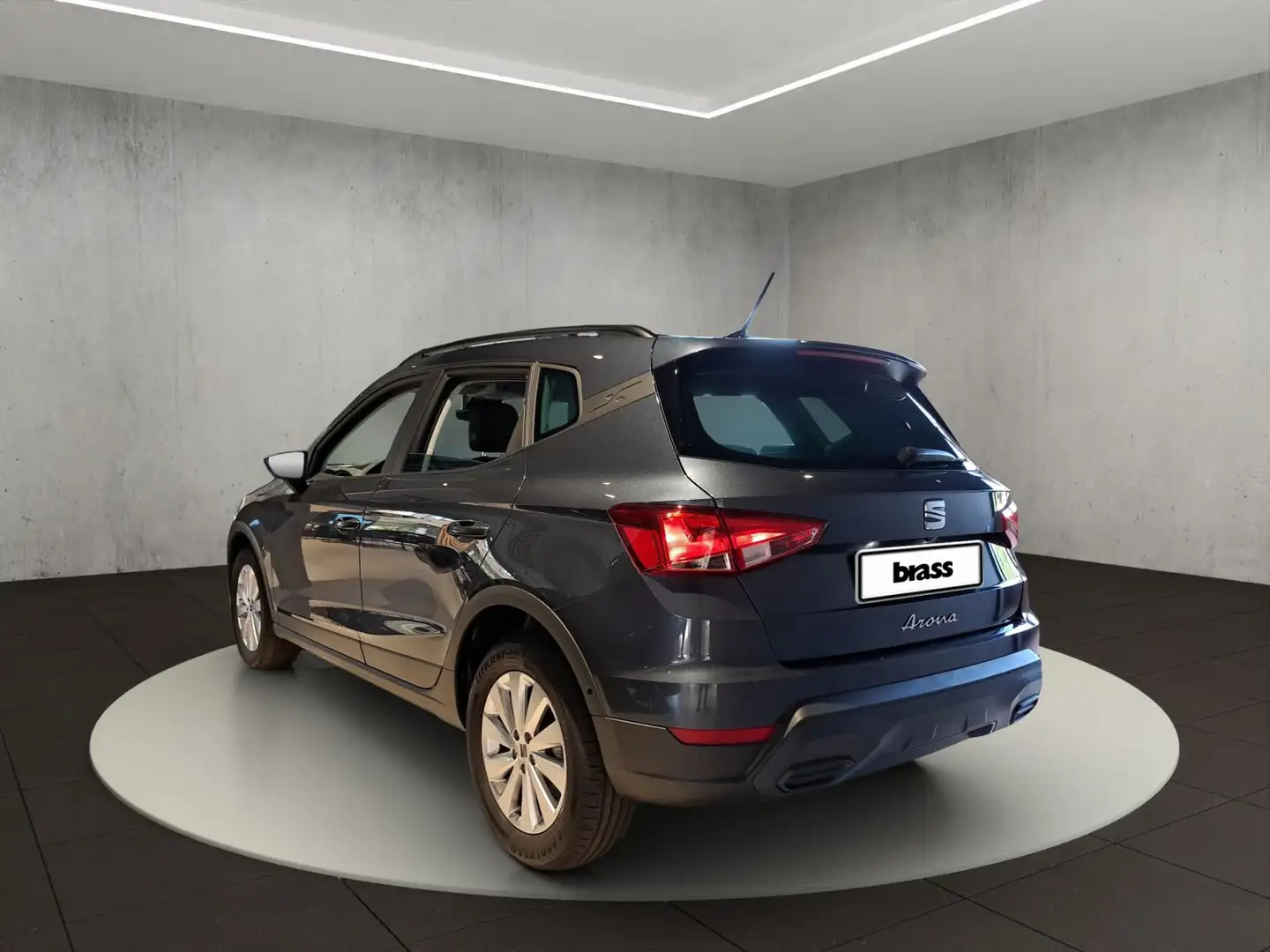 SEAT Arona Road Edition 1.0 TSI 116 PS 7-Gang-DSG Gri - 2