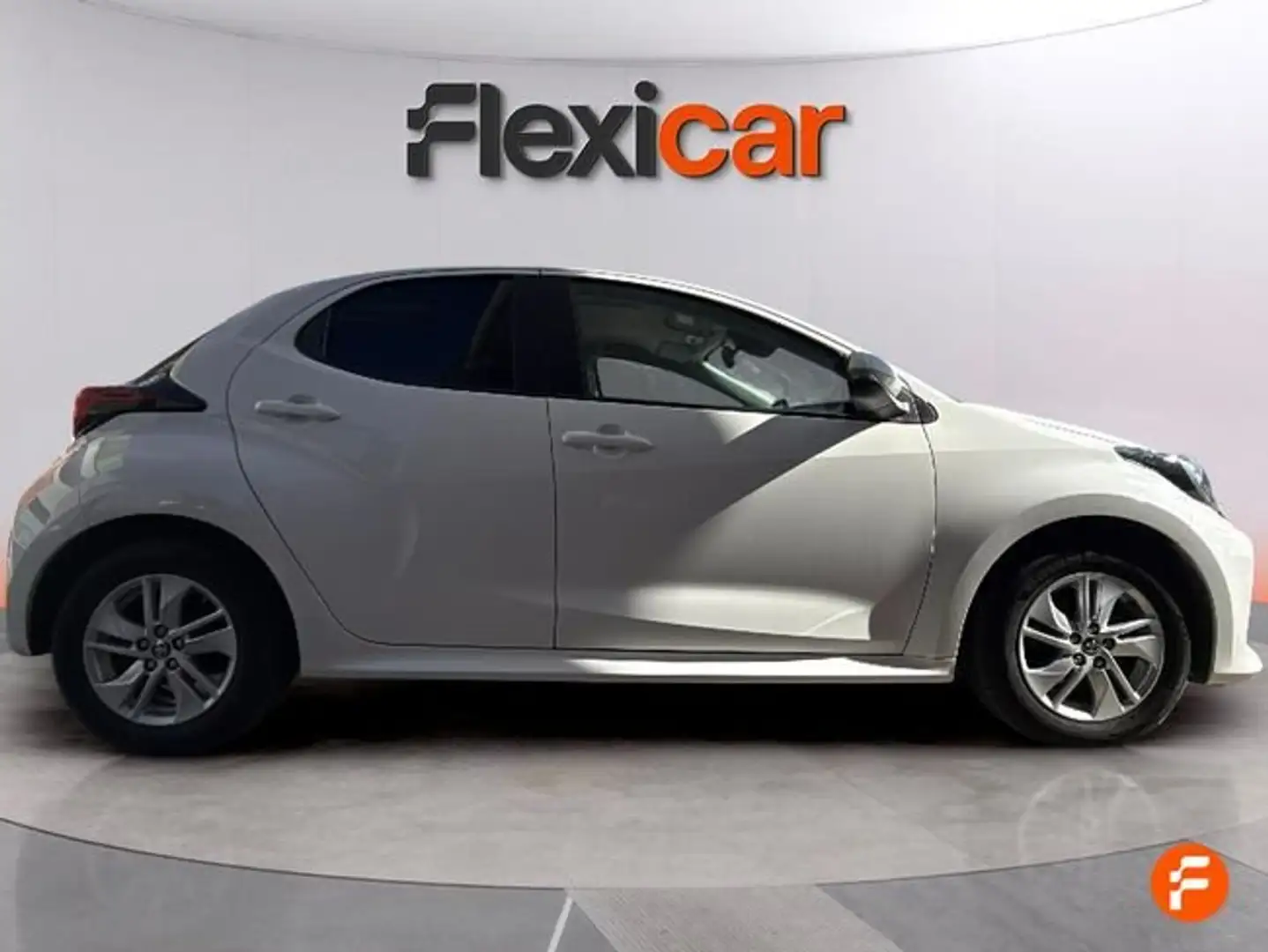Toyota Yaris 125 S-Edition Blanc - 2