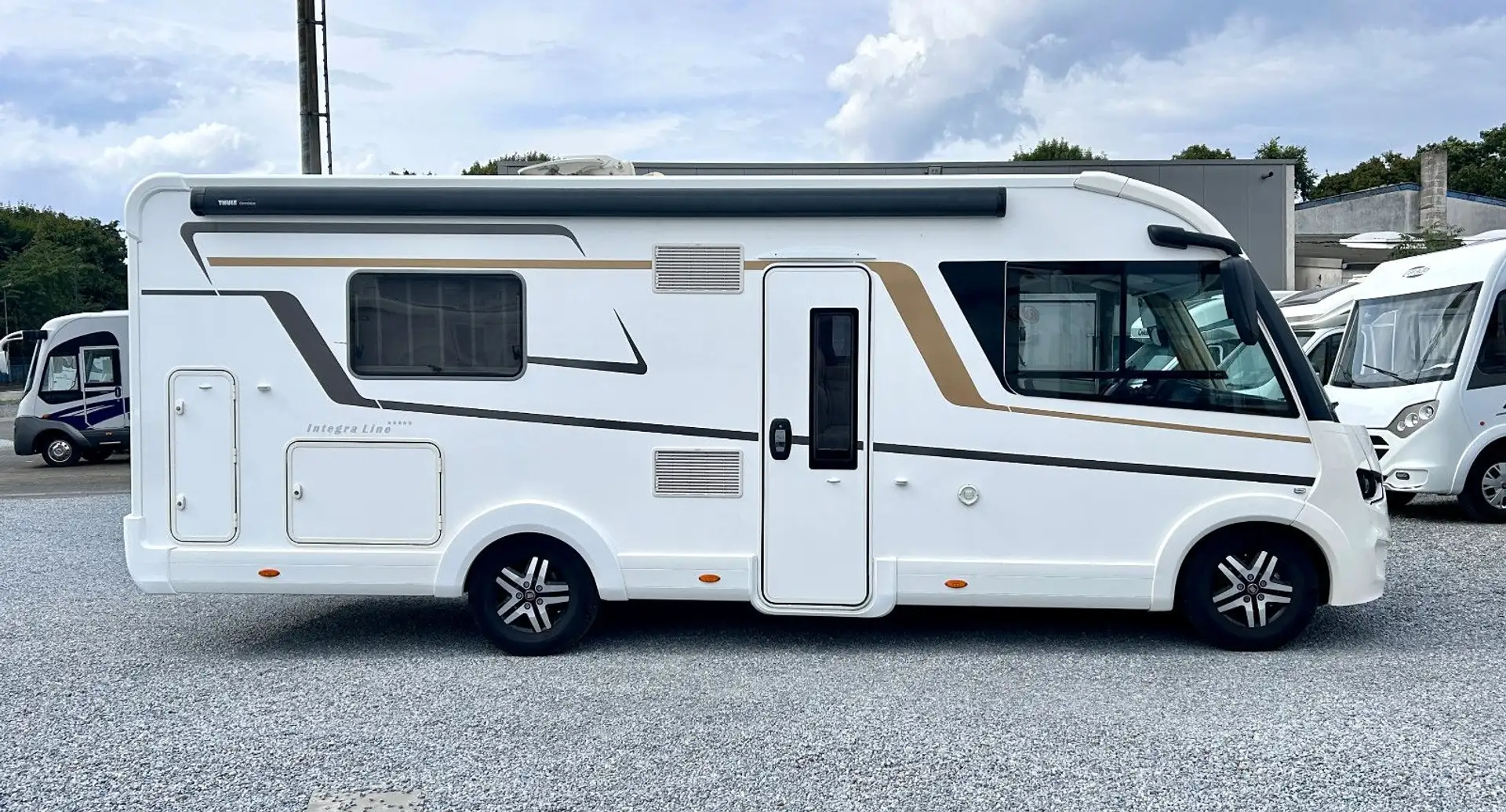 Euramobil Integra Line 730 EB *Einzelbetten-Automatik* Weiß - 2