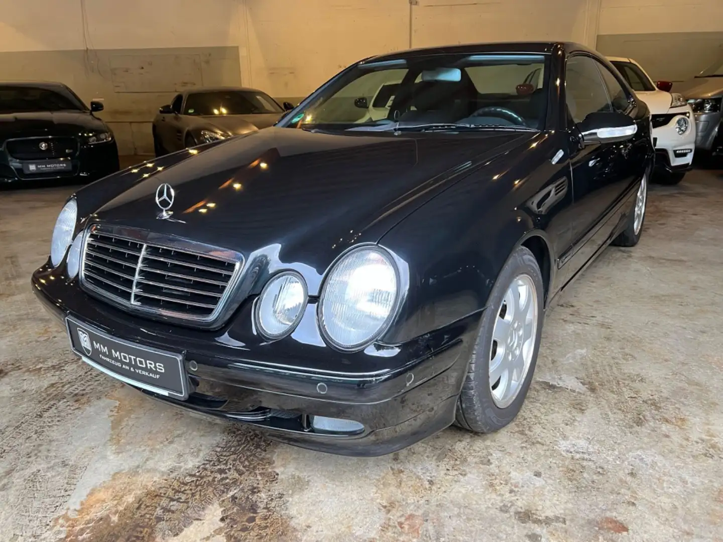 Mercedes-Benz CLK 200 Kompressor *Liebhaberfahrzeug*nur 35tkm* Schwarz - 1