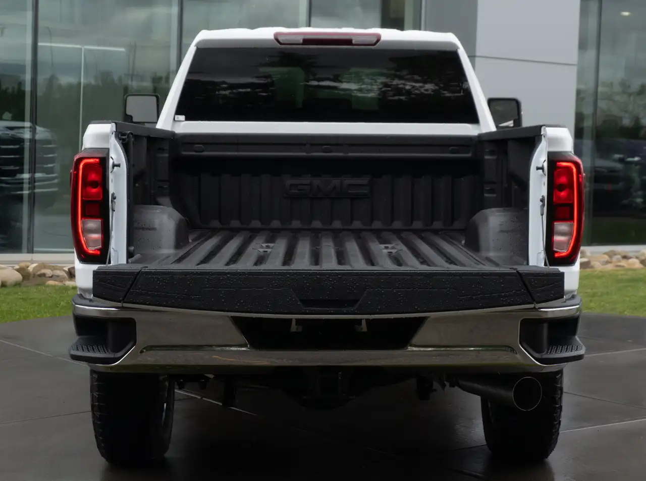 GMC Sierra 3500HD снимка GMC Sierra 3500HD