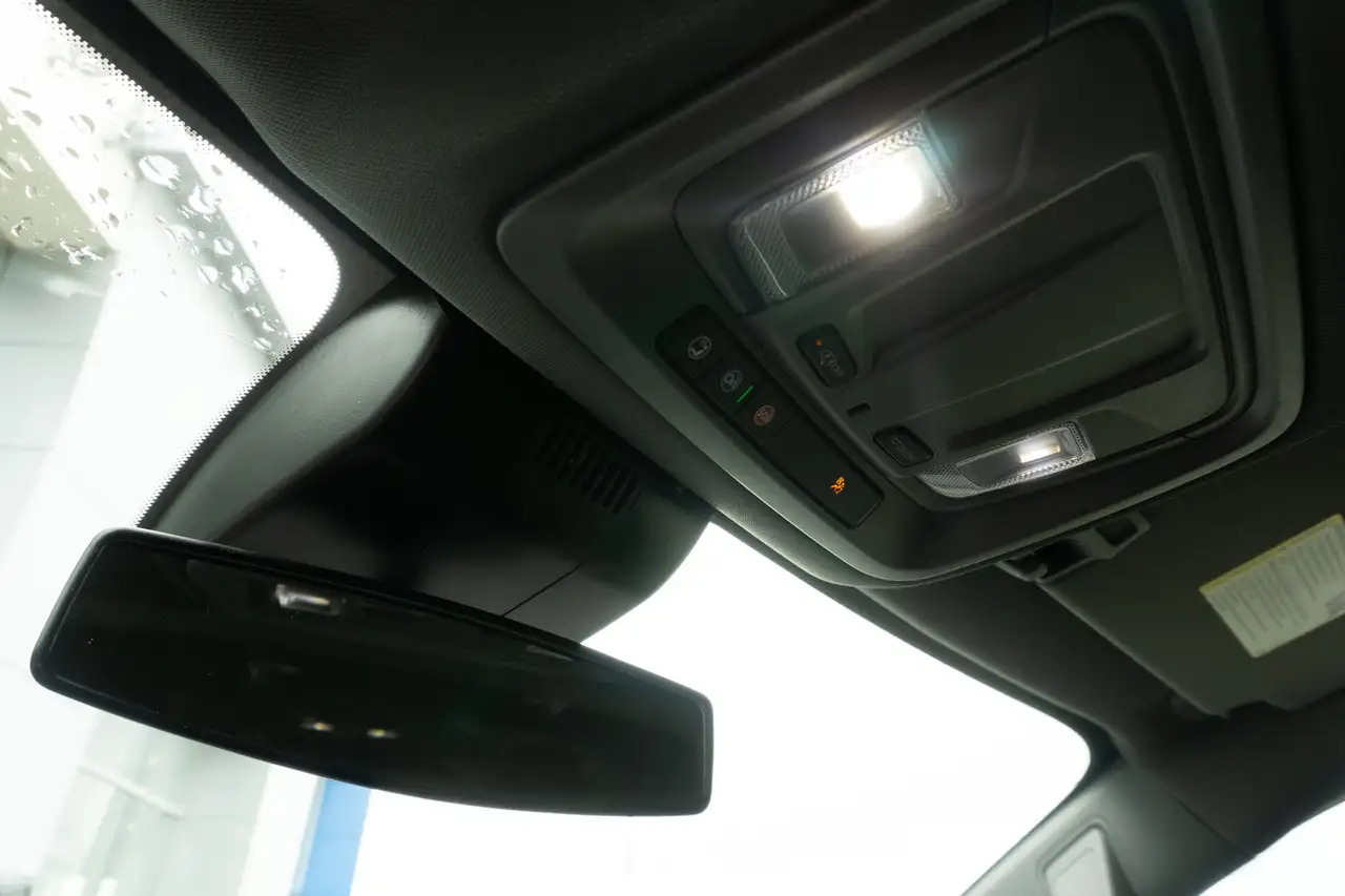 GMC Sierra 3500HD снимка GMC Sierra 3500HD